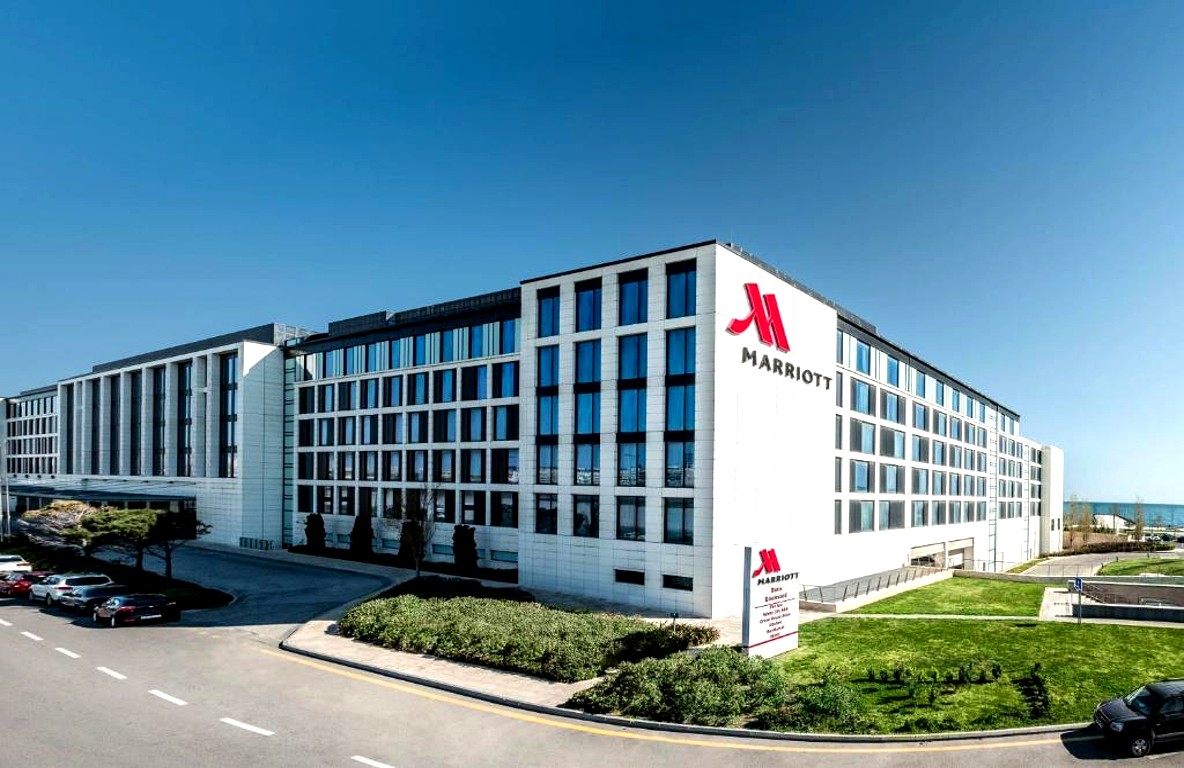 Baku Boulevard Hotel